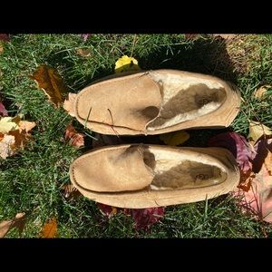 Men’s Ugg slippers